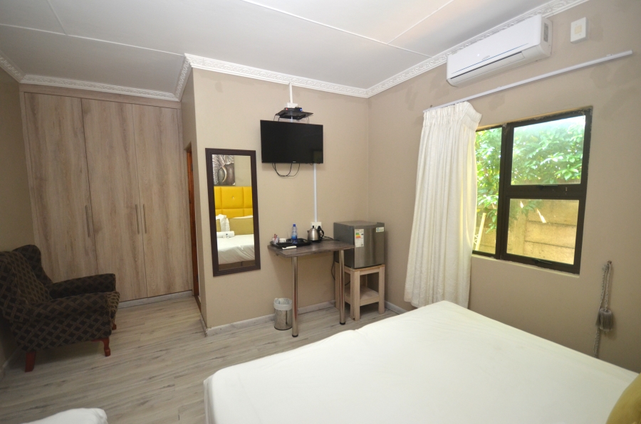 Commercial Property for Sale in Amalinda Eastern Cape
